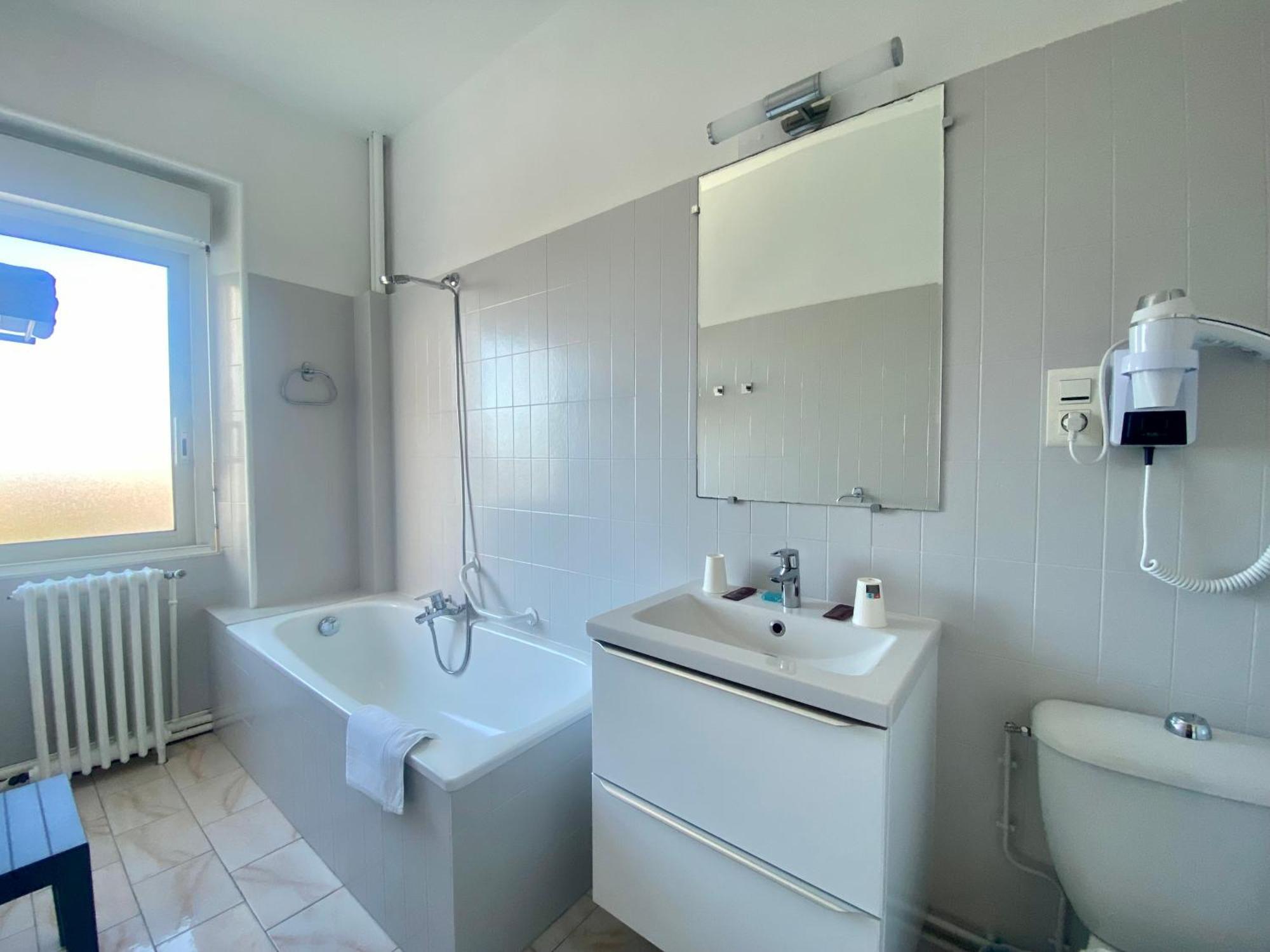 Hotel Le Pasteur Royan Dış mekan fotoğraf